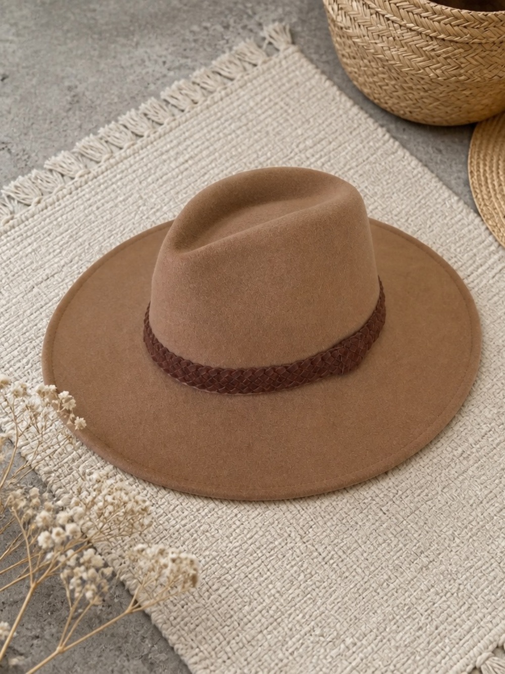 Classic Wide-Brim Brown Fedora Hat